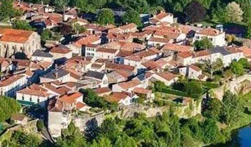 乐山回乡建别墅为什么一定要选专业乡墅公司