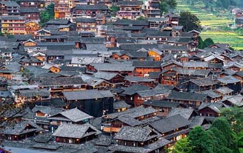 乐山6种常见的外墙仿石漆施工工艺！